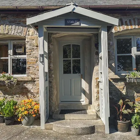 The Stables Villa Llandyfrydog Exterior photo